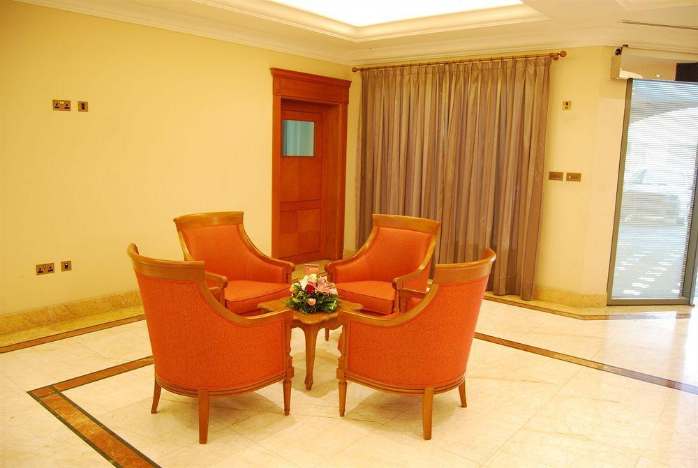 Aparthotel Al Madina Doha
