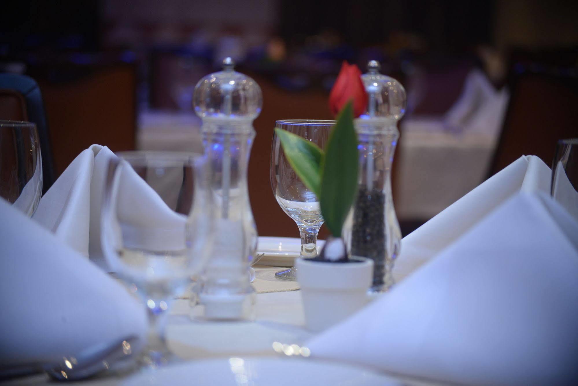 Al Madina Aparthotel